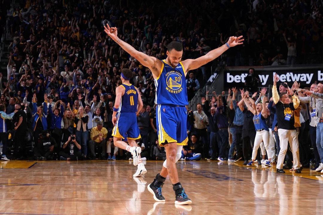 开拓者再胜灰熊,拉塞尔-威斯布鲁克因打破他的个人进攻记录感到愤怒和失望的简单介绍 开拓者再胜灰熊,拉塞尔-威斯布鲁克因打破他的个人进攻记录感到愤怒和失望的简单介绍