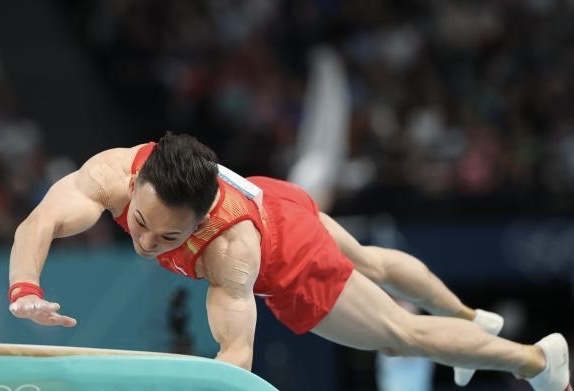 od体育在线登录-日本男子体操队勇夺团体冠军