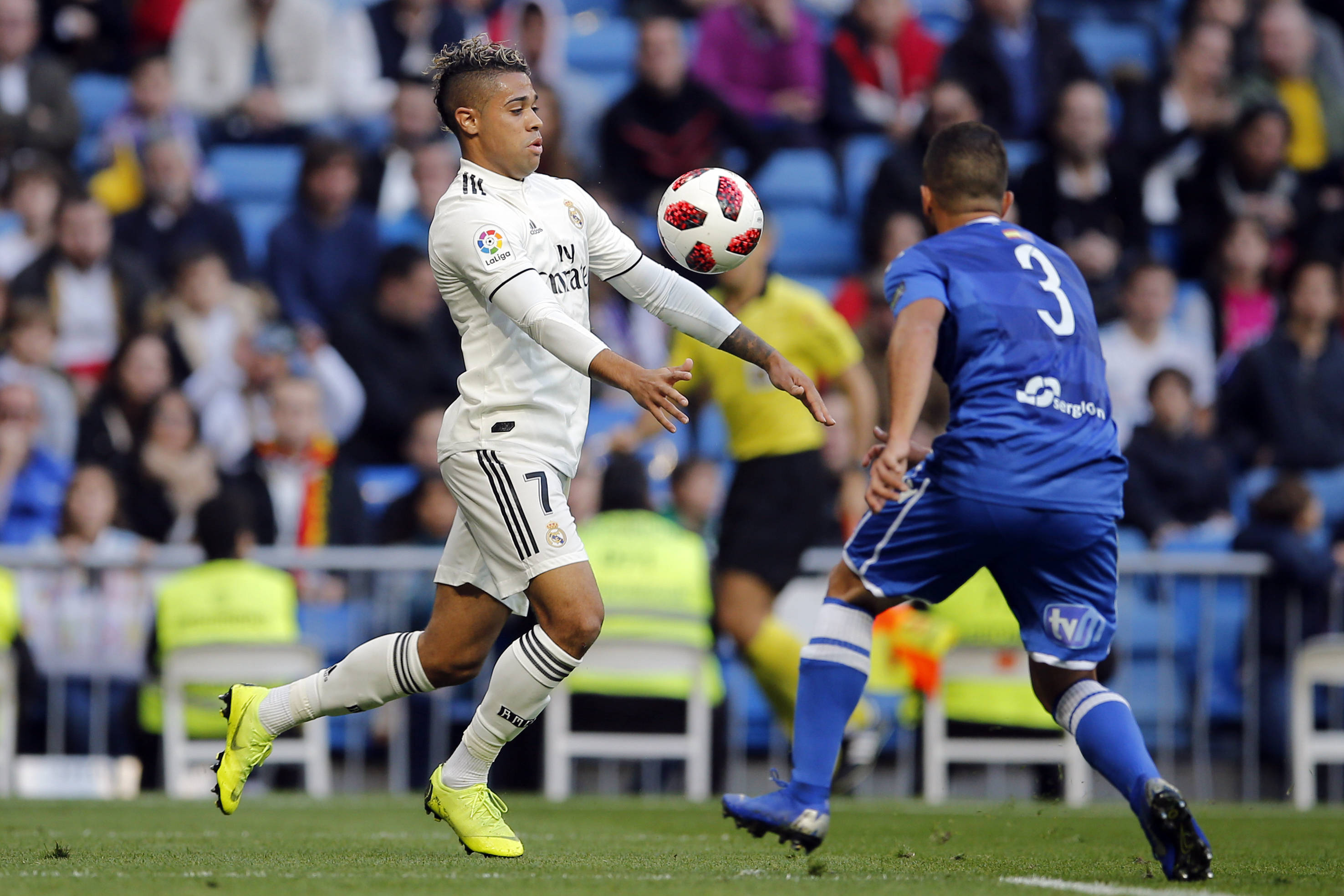 精湛过招!球员技术升级吸引目光的简单介绍 精湛过招!球员技术升级吸引目光的简单介绍