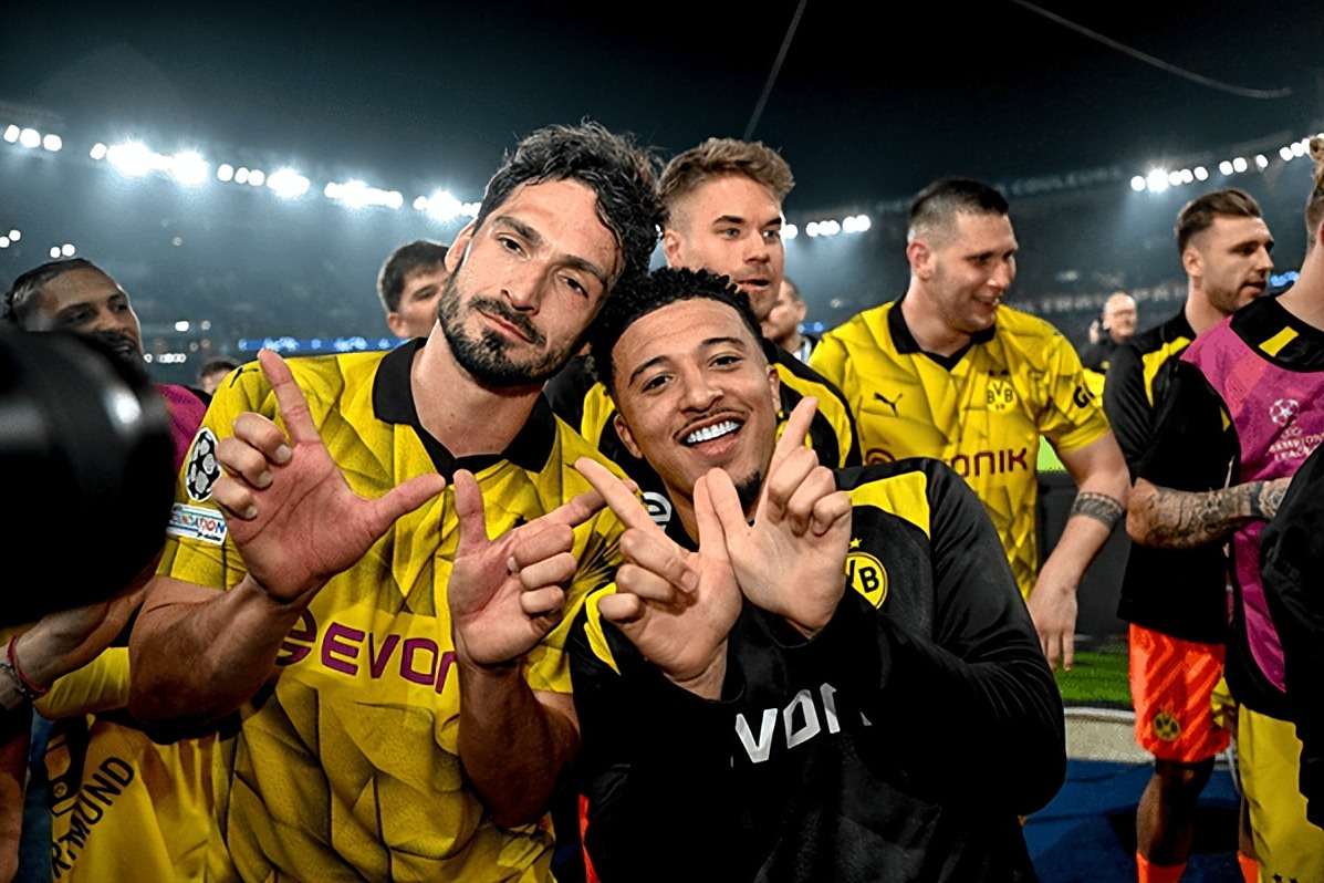 od体育网页版-包含传奇巨星绽放光芒！一人之力带领球队获胜的词条