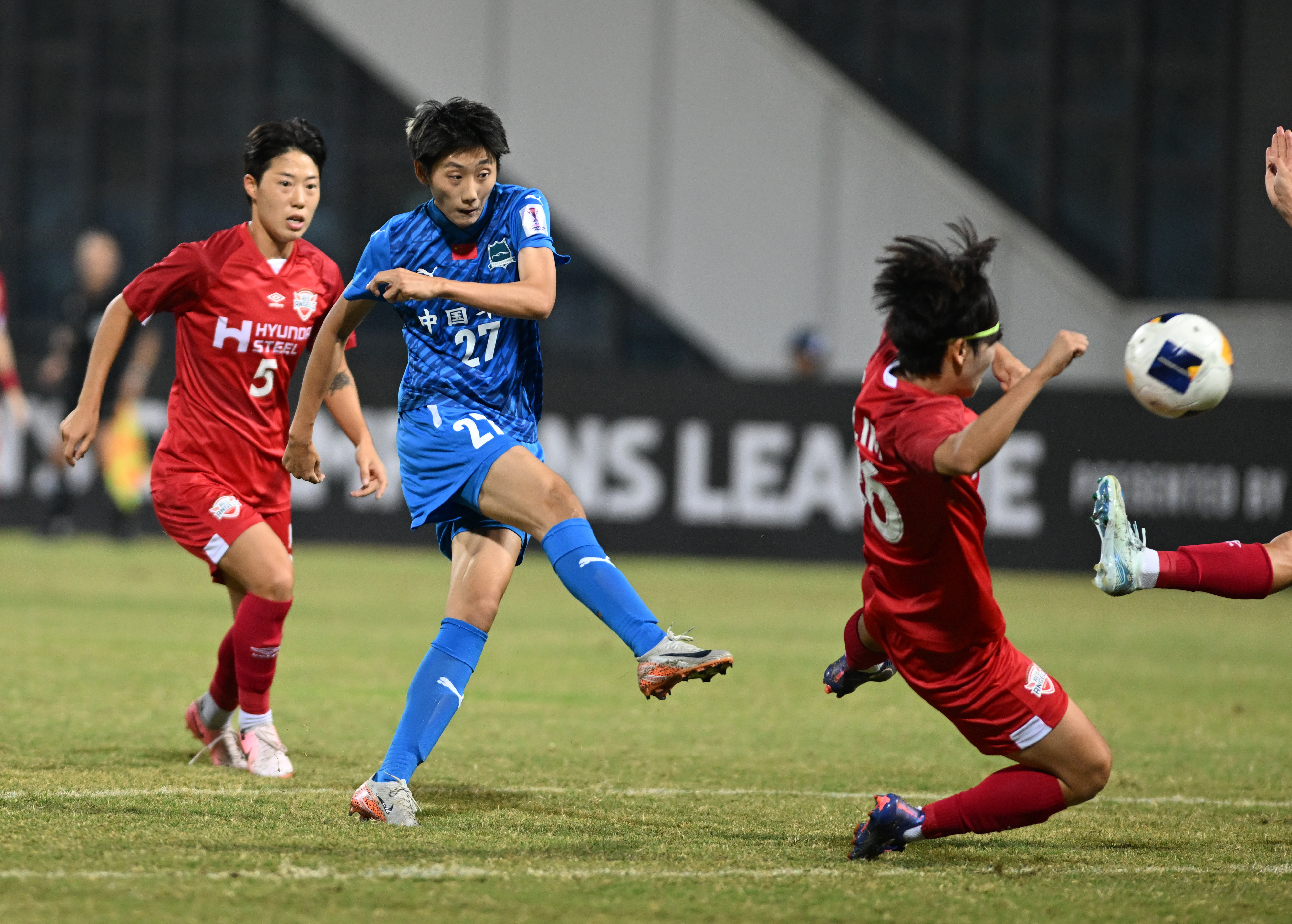 od体育在线登录-韩国女足队员青训营精彩表演