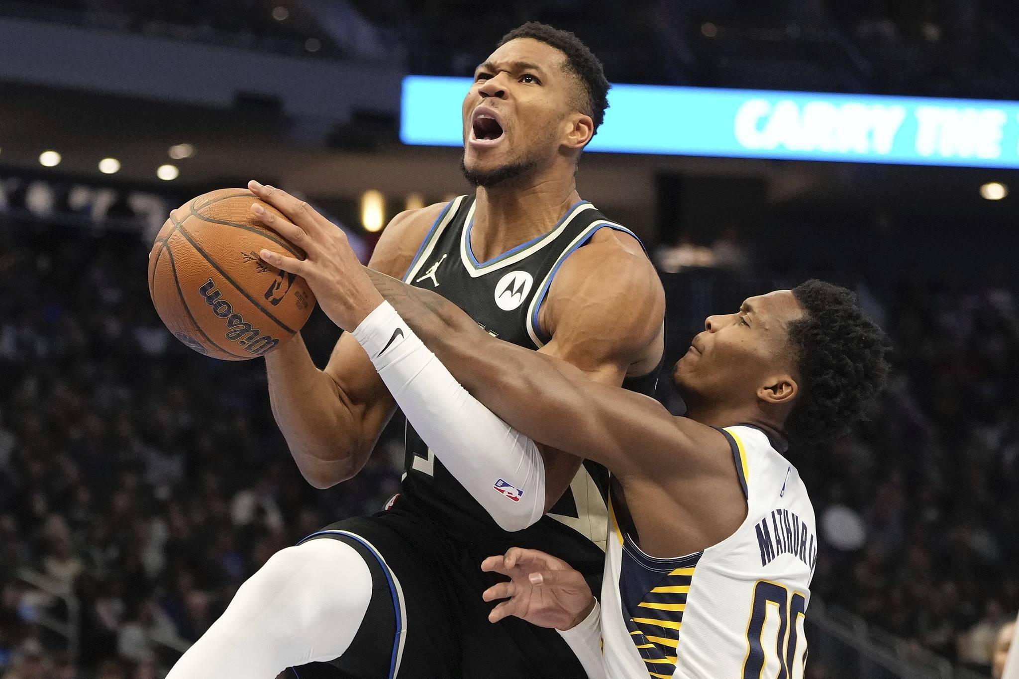 od体育官网app-雄鹿绝杀猛龙，米德尔顿全场25分11篮板