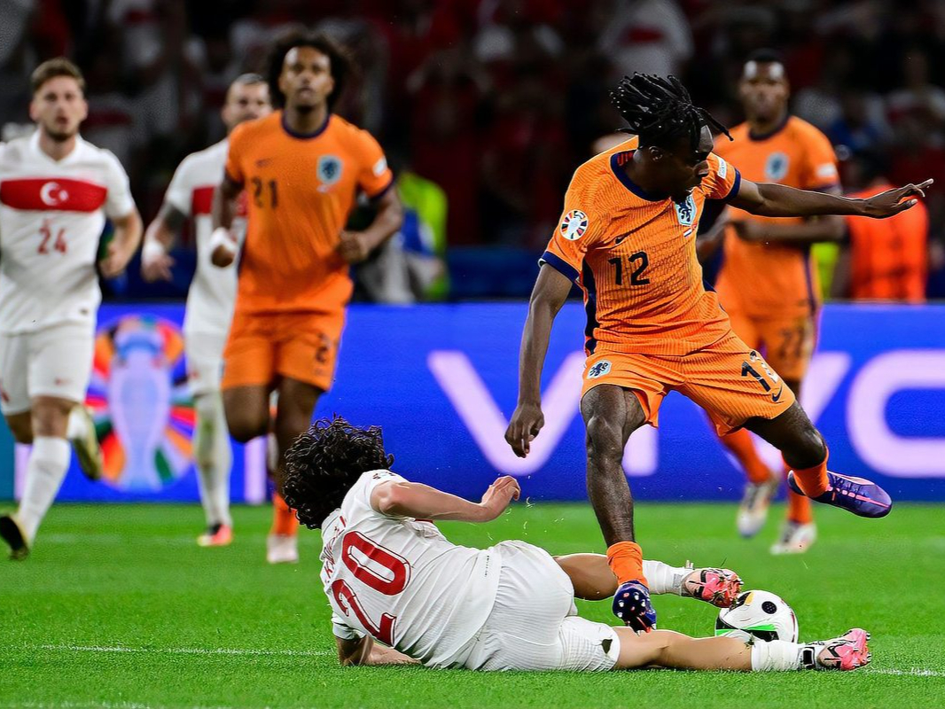 沃特福德在一场关键比赛中踢出了出色比赛 沃特福德在一场关键比赛中踢出了出色比赛